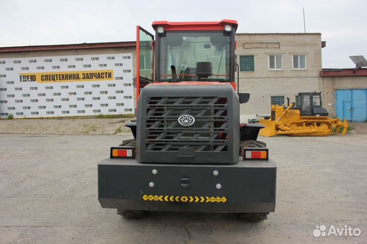 Фронтальный погрузчик Redstar 2500GT, 2023