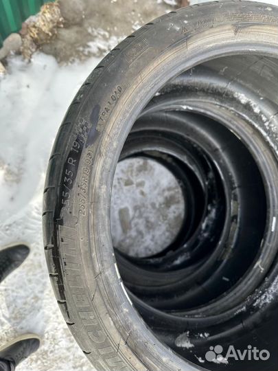 Michelin Pilot Sport 4 S 225/45 R18 и 255/40 R18