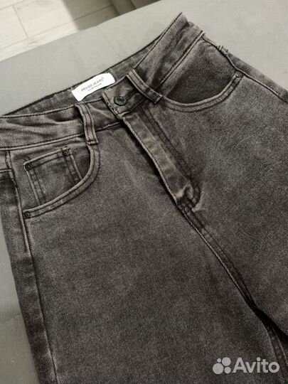 Джинсы женские 26 р