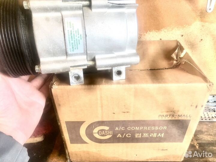 Компрессор кондиционера hyundai Starex dachi