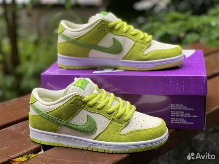 Кроссовки Nike SB Dunk Low Green Apple