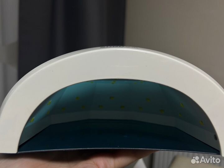 Лампа для ногтей sunuv