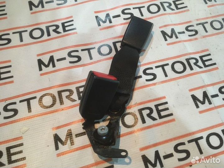 Замок ремня безопасности задний Mercedes-Benz