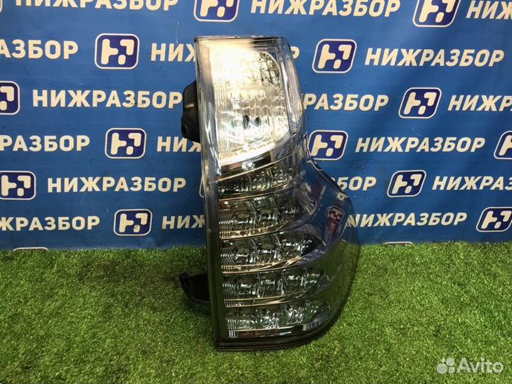 Фонарь задний правый Toyota Land Cruiser Prado