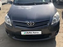 Toyota Auris 1.6 MT, 2010, 150 000 км, с пробегом, цена 840 000 руб.
