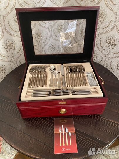 Набор столовых приборов на 12 персон