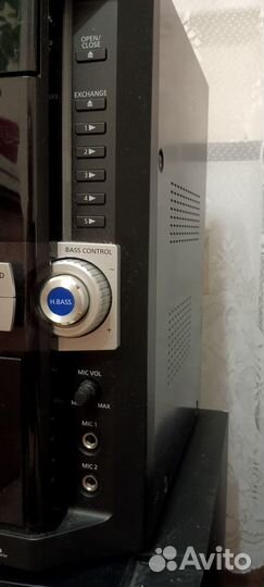 Музыкальный центр