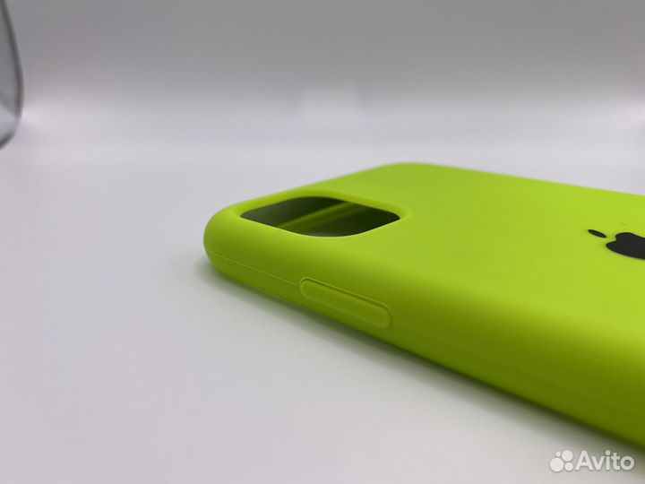 Чехол на iPhone 11 Silicon Case Juicy green