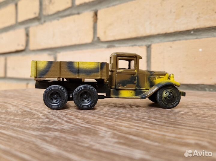 Газ-ааа ломо-авм (завод Двигатель) 1:43