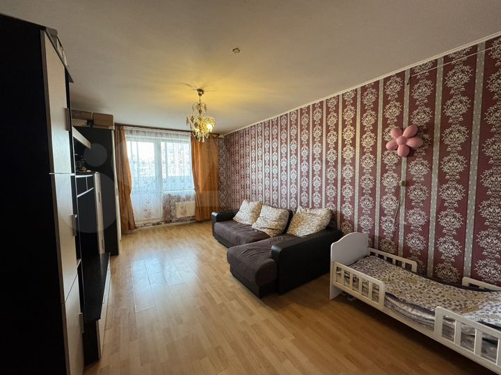 3-к. квартира, 77,6 м², 4/8 эт.