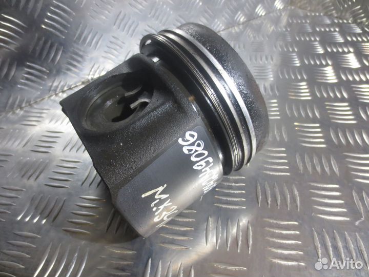 Поршень DAF 1738704