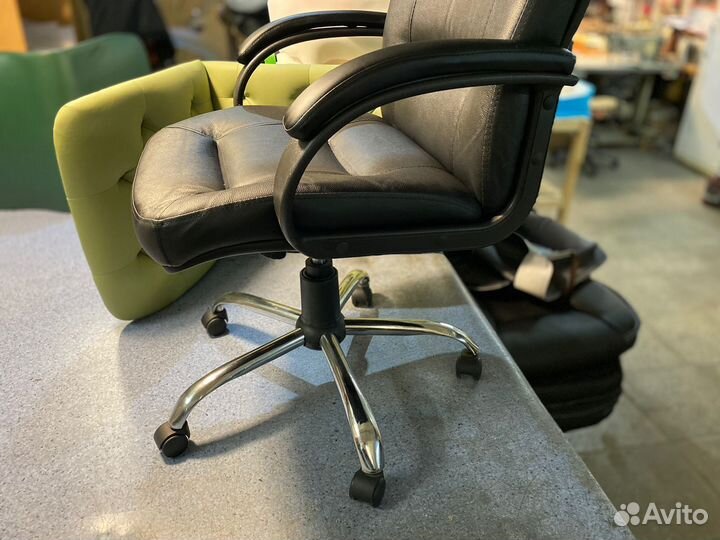 Компьютерное кресло