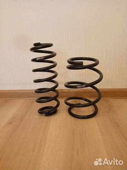 Пружины RSR для занижения на Toyota C-HR NGX50
