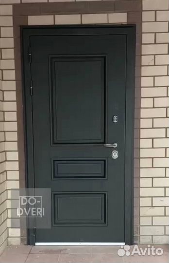 Дверь входная уличная