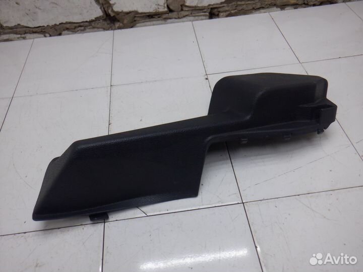 Держатель задней полки Renault Vel Satis