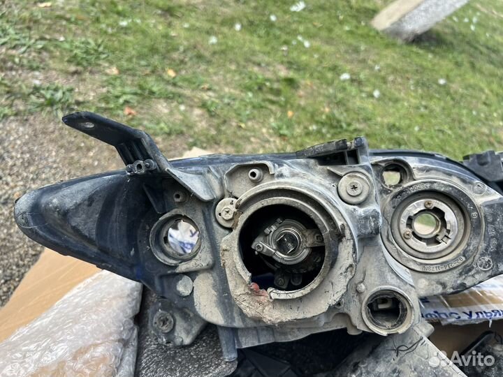 Фары на mazda 3 bk седан