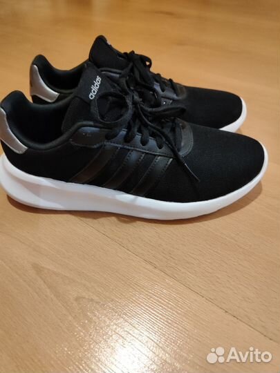 Кроссовки женские adidas