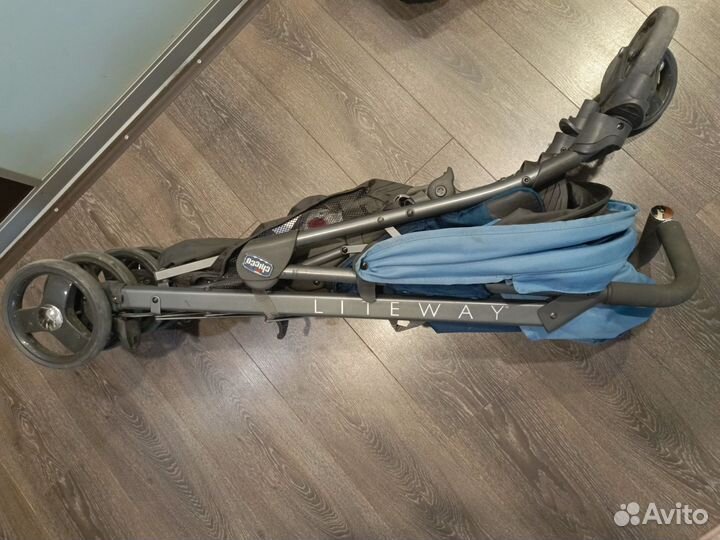 Прогулочная коляска трость