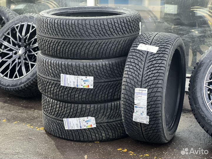 Michelin Pilot Alpin 5 255/40 R21 и 285/35 R21 108V