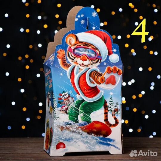 Новогодняя коробка подарочная детская