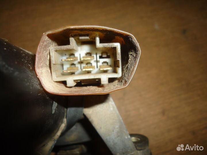 WM62282S мотор дворника Subaru Impreza GF2