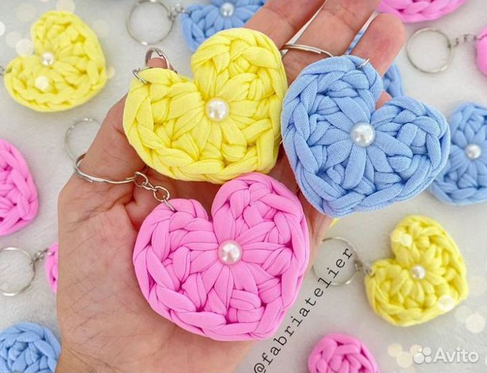 Вязаные брелки
