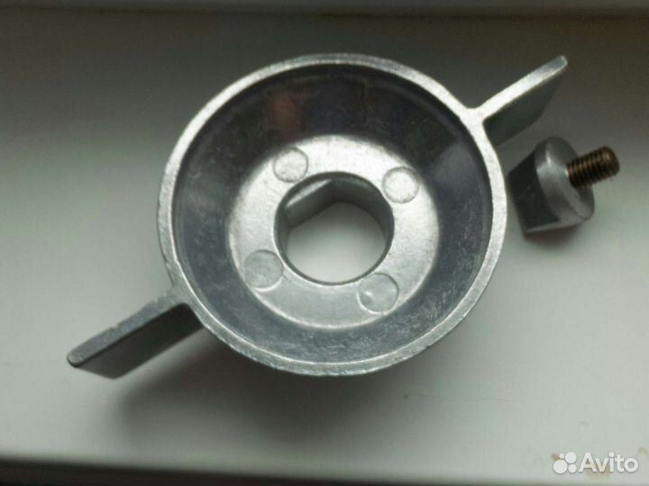 Сбрасыватель + болт моп для овощерезок укм Пермь