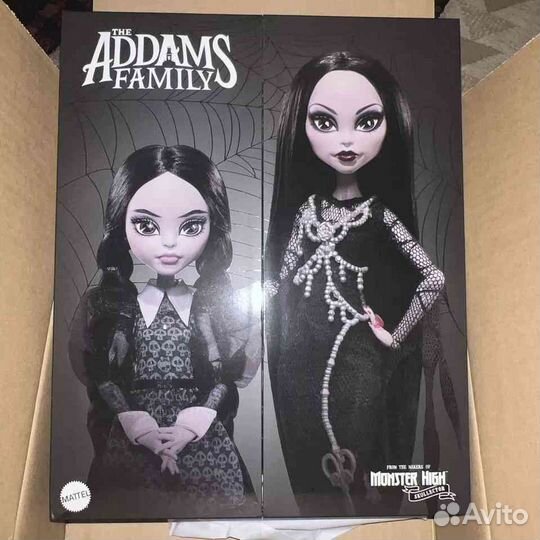 Monster High Skullector Addams Family