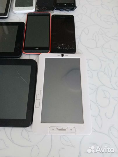 Планшеты, телефоны, мр3 на запчасти