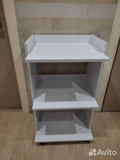 Тележка косметологическая,столик