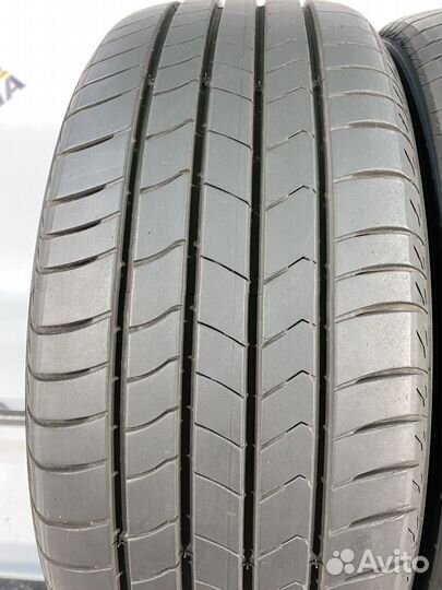 Kumho Ecsta HS51 215/55 R18 106T