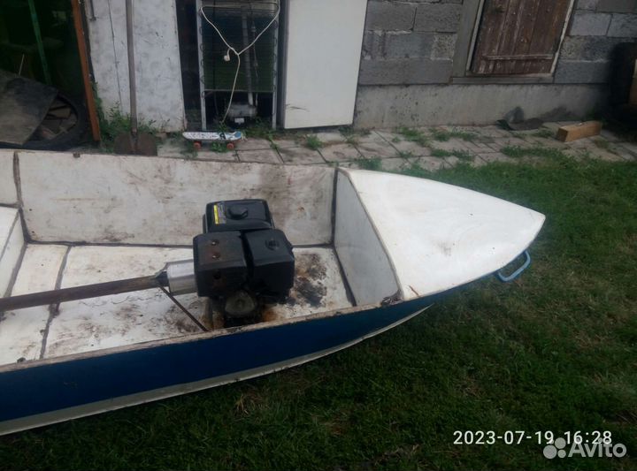 Продам водометную лодку