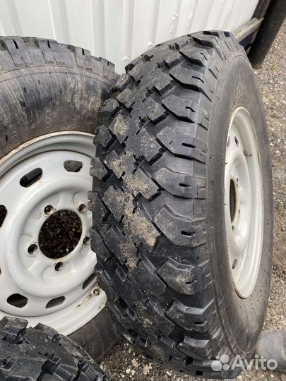 Грязевые колеса на УАЗ r16
