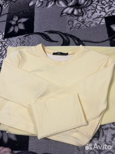 Спортивный костюм женский