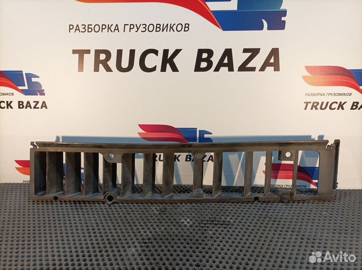 81082010423 Заслонка воздуховода за кабиной