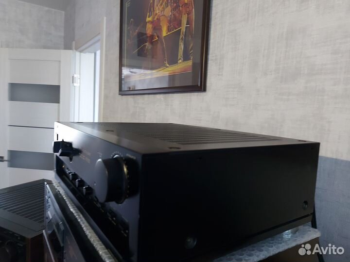 Sony-F570 ES -интегральный усилитель