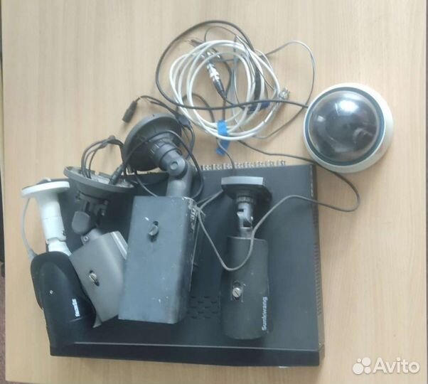 Видеорегистратор 16 канальный rvi ещё 6 камер