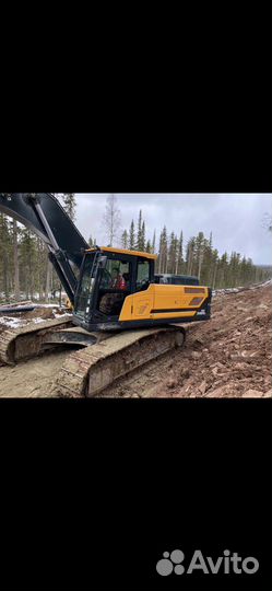 Гусеничный экскаватор Hyundai HX340SL, 2021