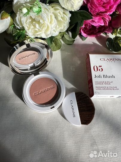 Clarins румяна