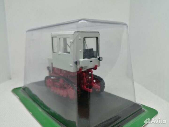 Модель Гусеничный трактор Т-70С