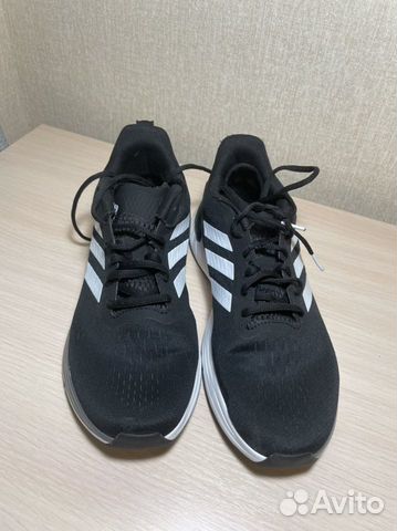 Кроссовки adidas