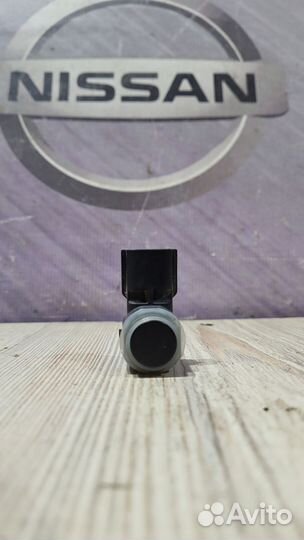 Датчик парктроника Парктроник Nissan X-trail T32