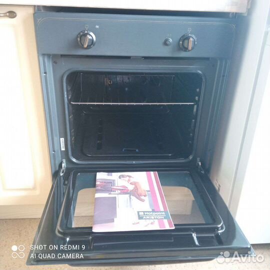 Газовый духовой шкаф Hotpoint Ariston
