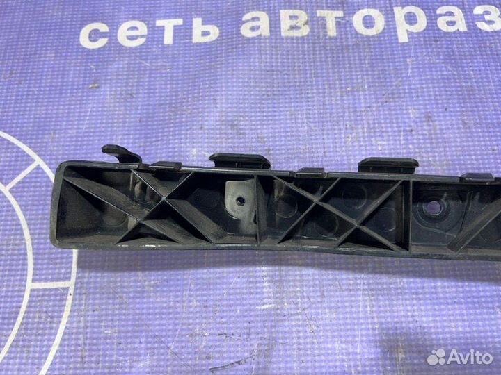 Крепление бампера заднее левое Kia Ceed ED D4FB