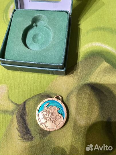 Золотой медальон Шрек