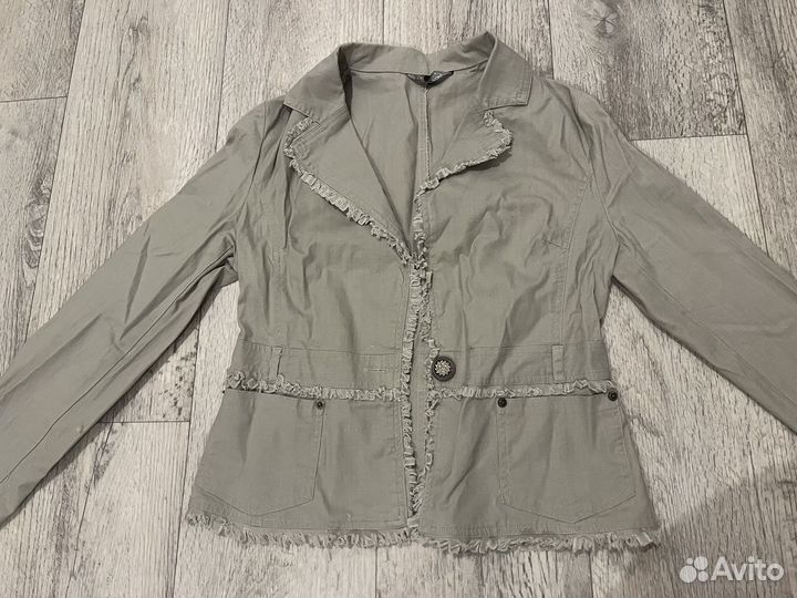 Курточка женская