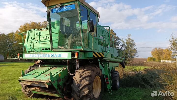 Комбайн Ростсельмаш Дон 1500Б, 1989