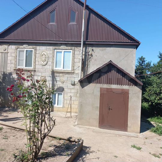 Дом 250 м² на участке 15 сот.