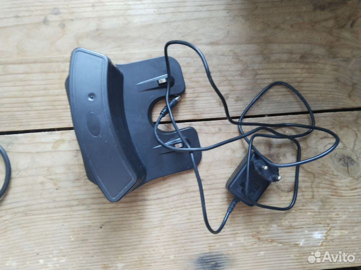 Робот пылесос elari