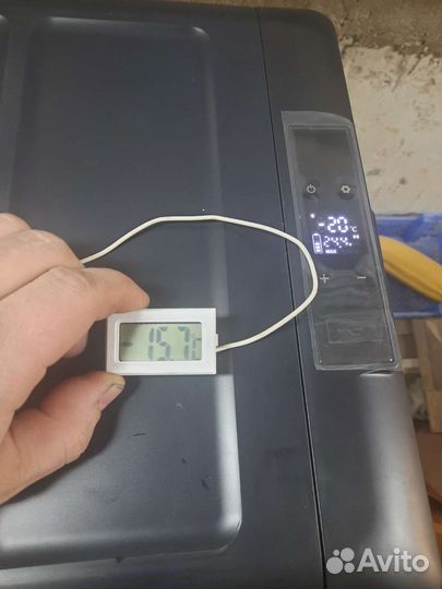 Автомобильный холодильник морозильник 12/24 в